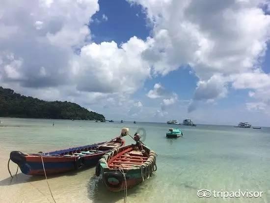 焦虑的库迪咖啡:价格战后疑又要求加盟商卖酒、定量采购 管理跟不上扩张食品安全和物料缺乏问题频发